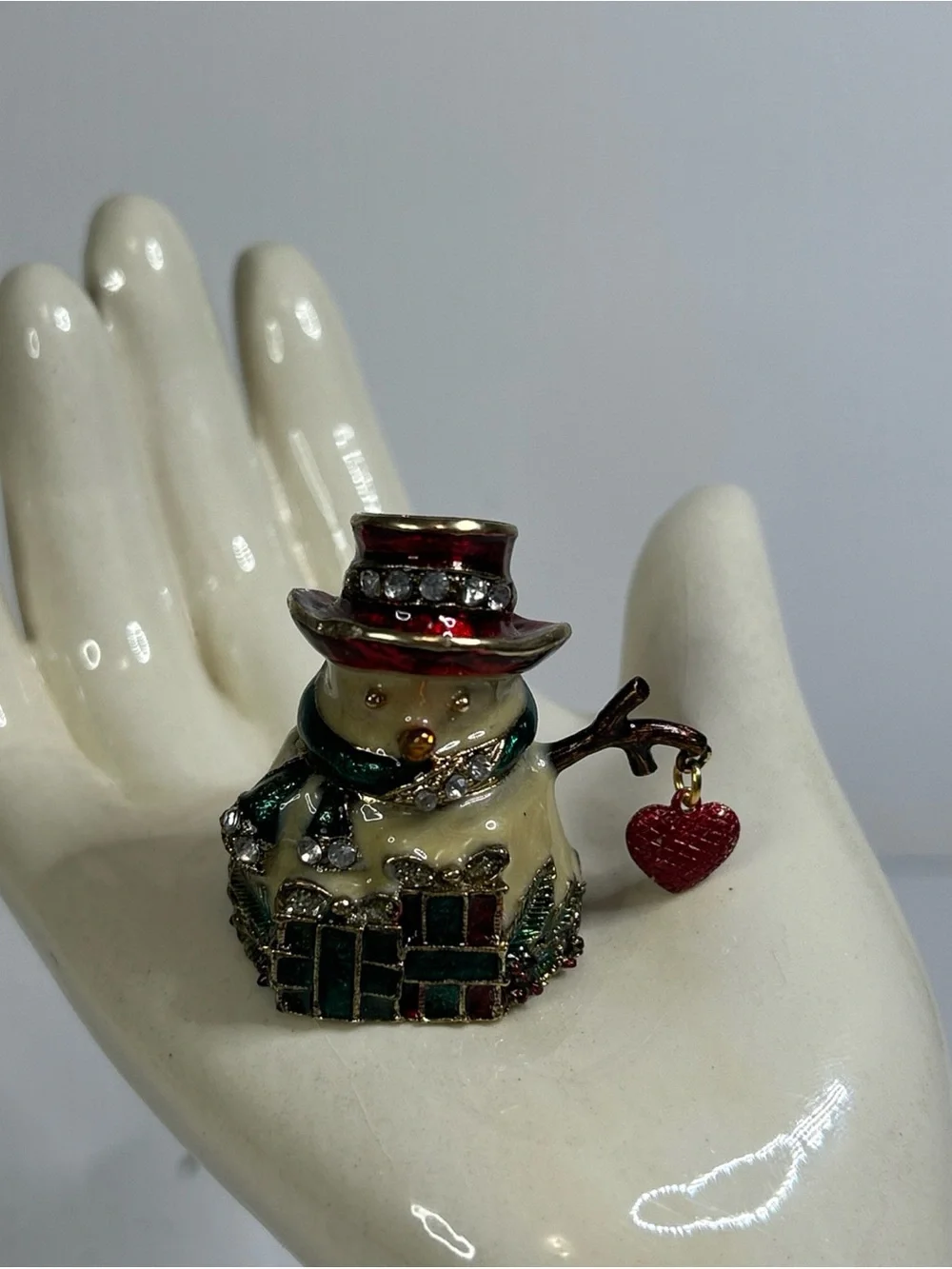 Monet snowman trinket
